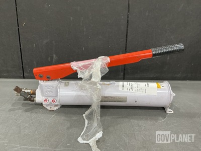 (3) PWA57448-D Tester-Bleed Actuating Cylinders