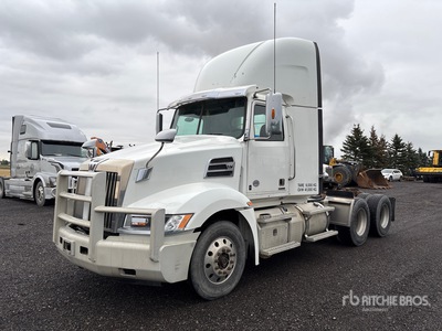 2018 Western Star 5700 XE 6x4 Cabeza Tractora Cabina Corta