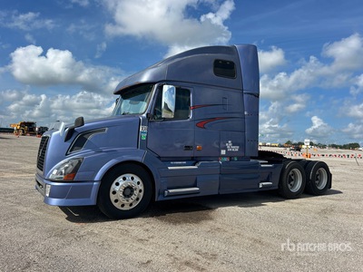 2007 Volvo VNL 6x4 Ciągnik siodłowy T/A z kabiną sypialną