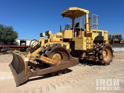 1985 Cat 815B Compactador de suelo