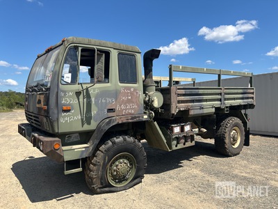 2003 Stewart & Stevenson M1078A1 LMTV 4x4 Cargo Truck