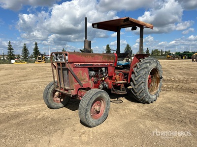 International 684 アンティーク トラック トラクター