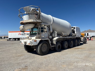 2006 Oshkosh S-2146 8x4 Front Discharge Front Discharge Mixer Truck