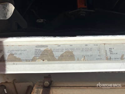 1995 Freightliner FLD120064ST 6x4 Cabeza Tractora Cabina Dormitorio