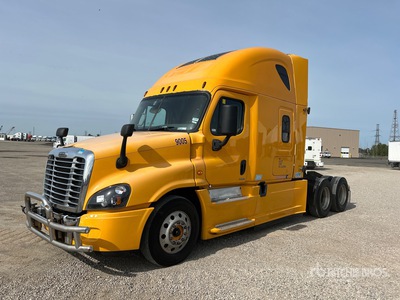 2018 Freightliner Cascadia 125 6x4 T/A Sleeper Truck Tractor