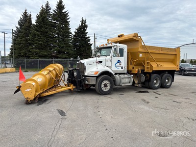 2013 Peterbilt 348 6x4 Sneeuwschuiver