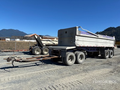 2007 Trojan 26 ft Quad/A Turntable Tipping Trailer