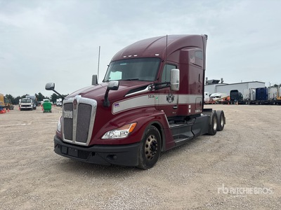 2023 Kenworth T680 6x4 Cabeza Tractora Cabina Dormitorio