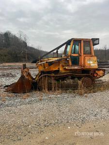 1990 (unverified) John Deere 755B Crawler Loader