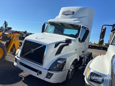 2016 Volvo VNL 6x4 Day Cab Truck Tractor