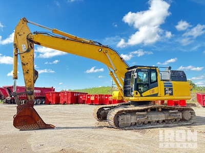 2020 Komatsu PC490LC-11 Tracked Excavator