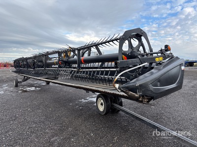 2014 MacDon D65 35 ft Draper Windrower Header