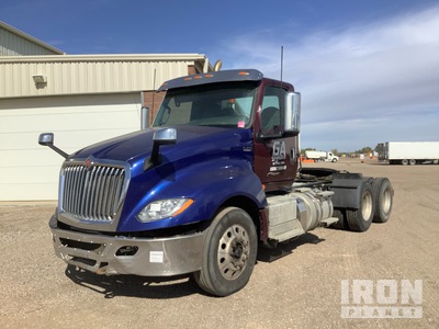 2018 International LT625 6x4 Cabeza Tractora Cabina Corta
