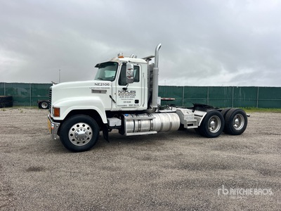 2015 Mack CHU613 6x4 T/A Day Cab Truck Tractor