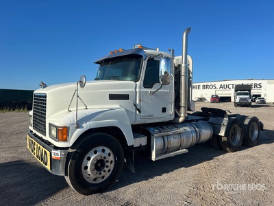 2013 Mack CHU613 Tracteur Routier