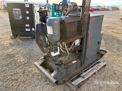 Simson Maxwell UCI 184 20 kW Skid-Mounted Generator Set