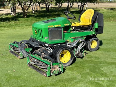 John Deere 2635A Ride-On Fringe Unit Lawn Mower