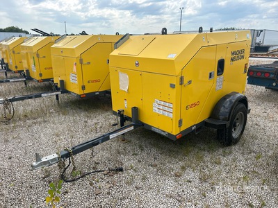 2023 Wacker Neuson E1250 140000 BTU Hydronic سخان الأرض