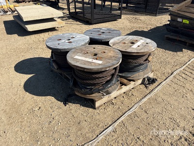 Quantity of (4) 1 1/8 In Winch كابل