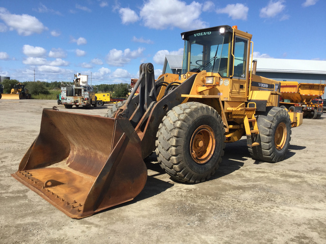 Volvo L120C Wheel Loader Volvo L120C Wheel Loader
