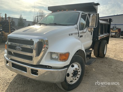 2004 Ford F-750 XLT 4x2 XLT 3-Achs Kipper-Lkw