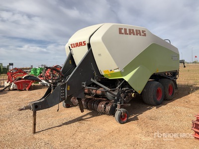 2008 Claas Quadrant 3200T 梱包機