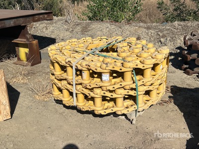 Track link chain