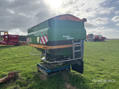 2020 Amazone Fertilizer Spreader