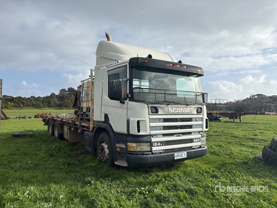 2003 Scania 124 6x4 Platte vrachtwagen