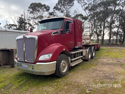 2017 T610 T/A Sleeper Truck Tractor