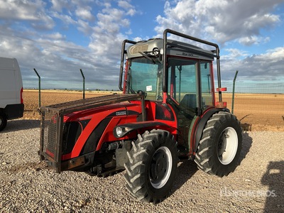 2010 Antonio Carraro TGR9800 4WD-tractor