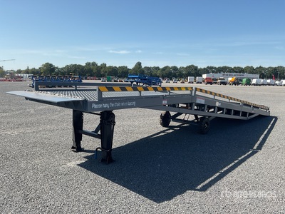 2026 Loading Ramp その他 - 店舗 & 倉庫 (Unused)