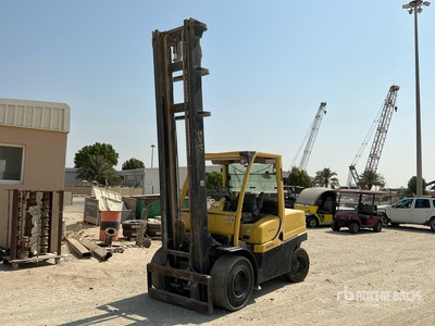 2012 Hyster H 5.5 FT 5.5 ton Forklift (Inoperable)