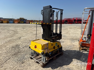 2010 Airo Airo V5 E Vertical Mast Lift