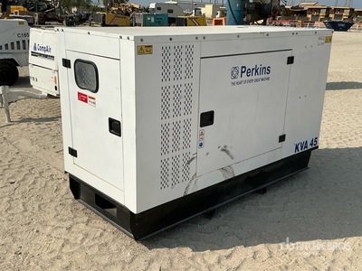 2013 Perkins 30 kVA Skid-Mounted Zestaw prądotwórczy