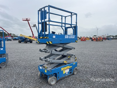 2016 Genie GS-1532 Electric Scissor Lift