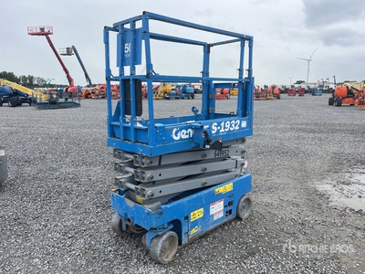 2016 Genie GS-1932 Electric Scissor Lift