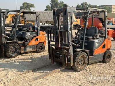 2013 Doosan D30S-5 3 ton Chariot Élévateur
