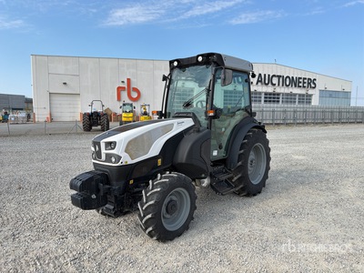 Lamborghini Spire 95 4WD Tractor