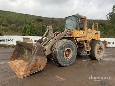 Volvo L150C Pala gommata