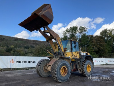 2012 Komatsu WA380-6 Wheel Loader