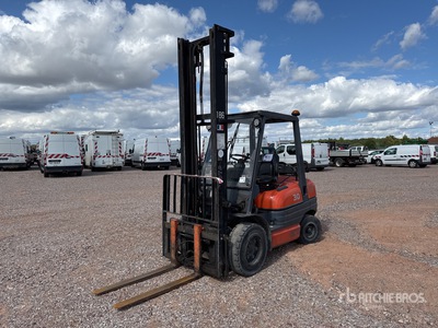 1999 Toyota 02-6FGF30 3000 kg Chariot Elevateur Chariot Élévateur (Inoperable)