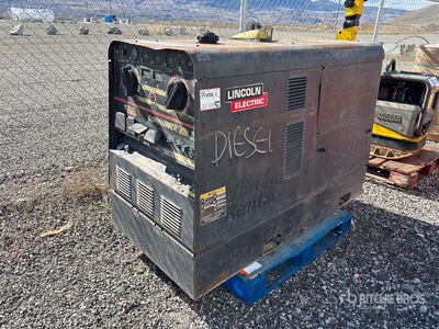 Lincoln Commander 300 300 A Multi-Process Engine Driven Welder