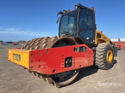2014 Multipac SSRP200 Padfoot Drum Compactor