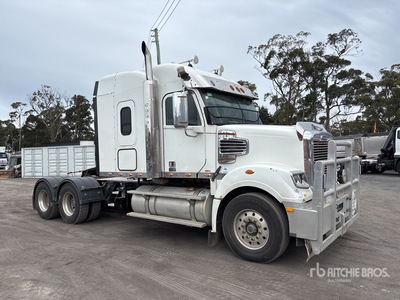2018 Freightliner Coronado 114 6x4 Ciągnik siodłowy T/A z kabiną sypialną