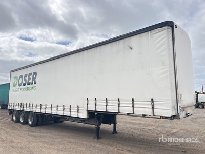 1999 MaxiTrans 13.2 m Tri/A Step Deck Remorque pour rideaux latéraux