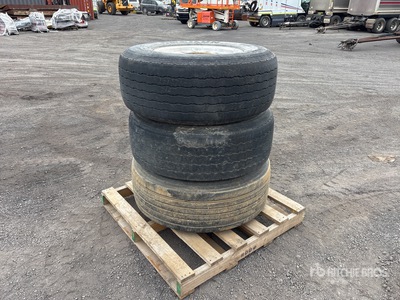 Quantity of (3) 385/65R22.5 Truck Steer Alloy Wheels w/ Tires
