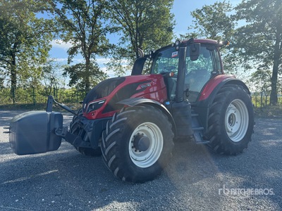 2019 Valtra T194 H トラクター