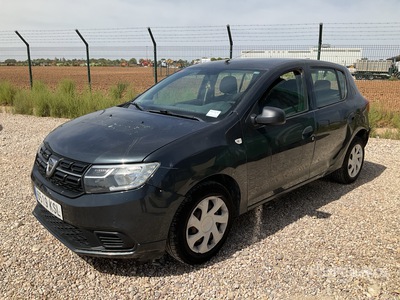 2018 DACIA Sandero Automobile