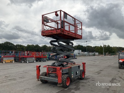 Skyjack SJ6832 RT 4x4 Diesel منصة رفع متحركة